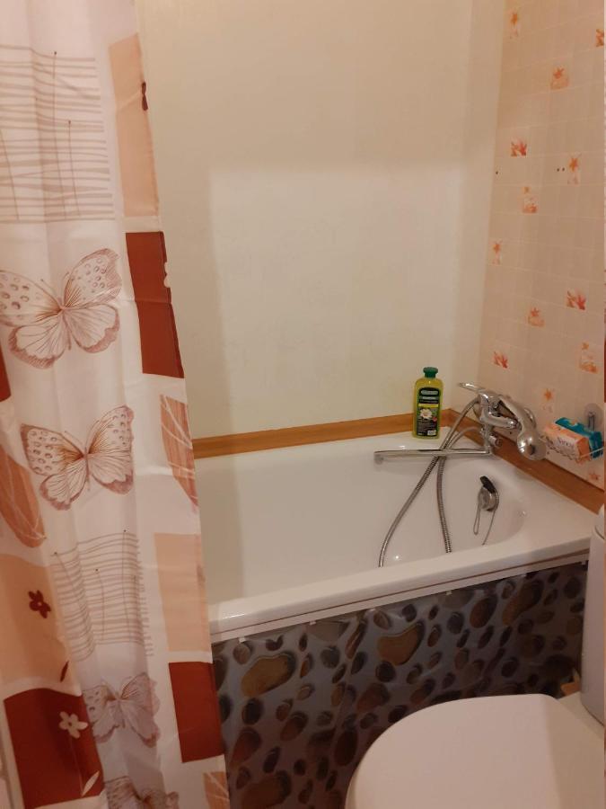 Avotu Stabu Private Flats In A Separate House For One Or Couple リガ エクステリア 写真