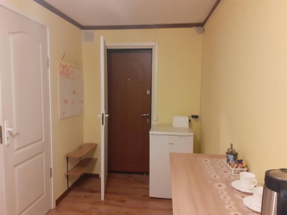 Avotu Stabu Private Flats In A Separate House For One Or Couple リガ エクステリア 写真