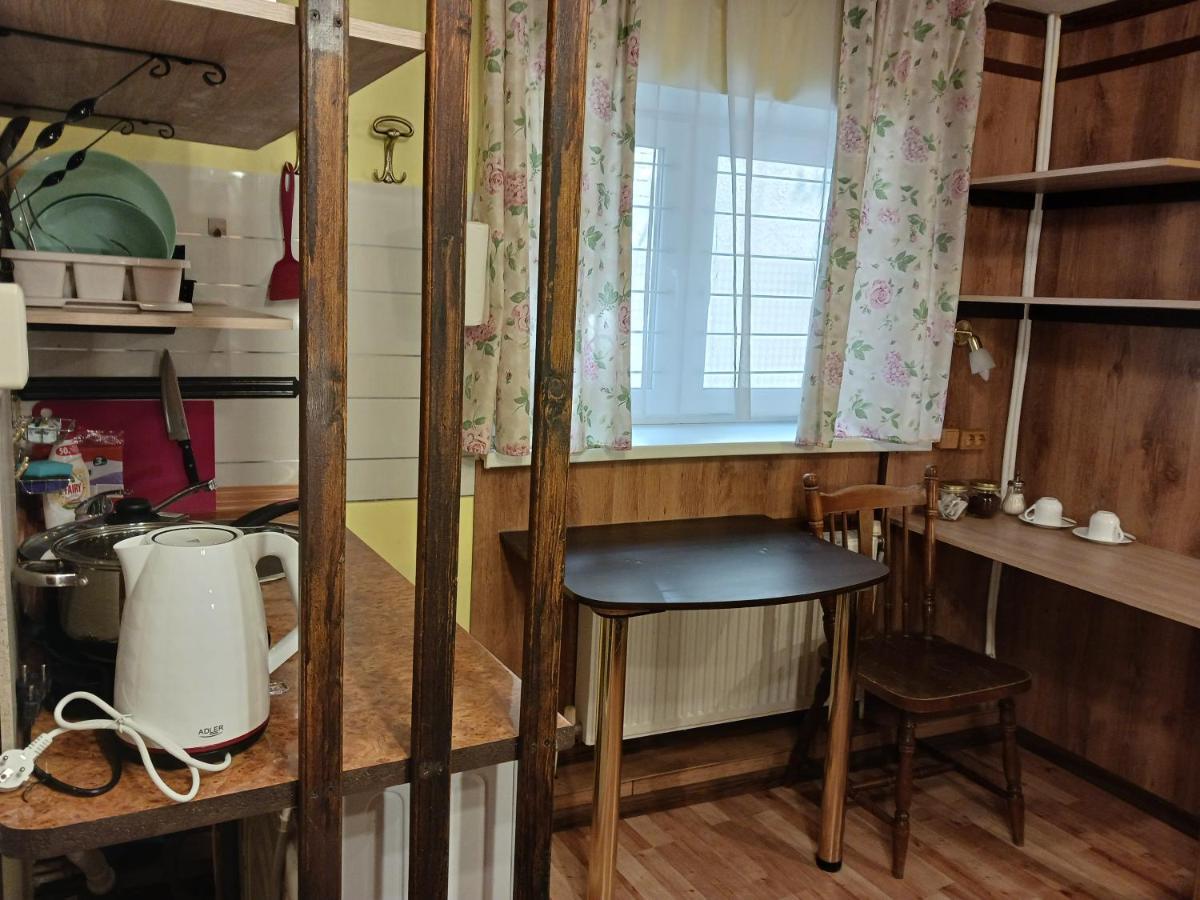 Avotu Stabu Private Flats In A Separate House For One Or Couple リガ エクステリア 写真