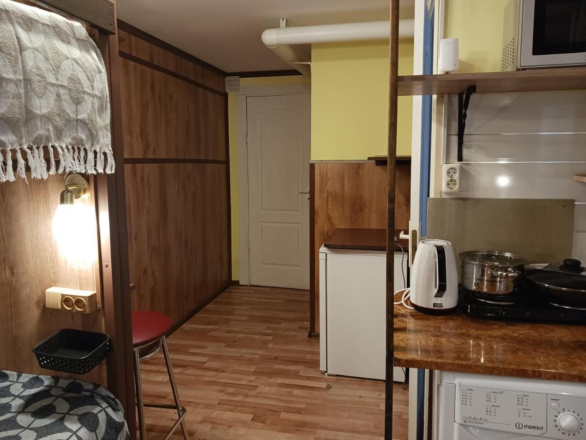 Avotu Stabu Private Flats In A Separate House For One Or Couple リガ エクステリア 写真
