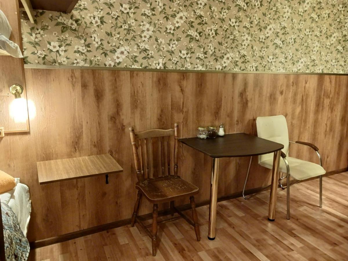 Avotu Stabu Private Flats In A Separate House For One Or Couple リガ エクステリア 写真